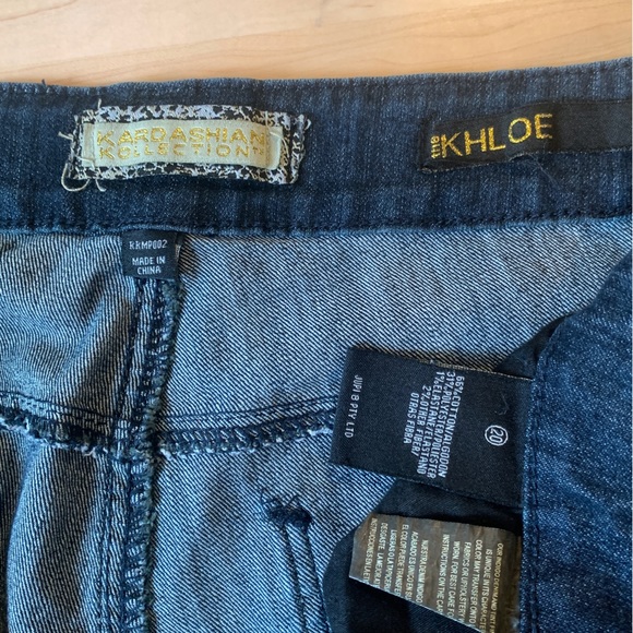 Kardasian Kollection, The Khloe jeans, size 20 - Picture 5 of 9
